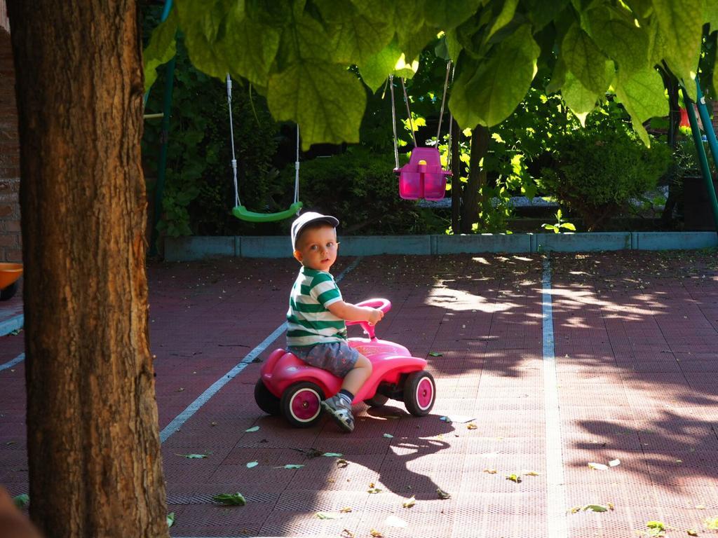 Penzion U Vlku ヴァルチツェ エクステリア 写真